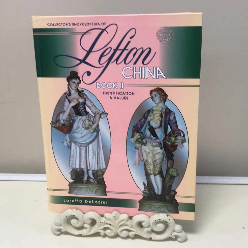 Collector's Encyclopedia‎ of Lefton China Book II Identification & Values